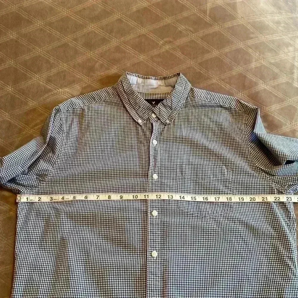 American Eagle Blue & White Seriously Soft Classic Fit Shirt in Size Large. - Picture 5 of 7